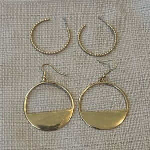 Elegant Gold Hoop Earrings Set